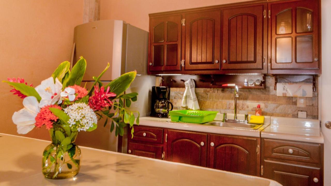 Bungalows La Madera Zihuatanejo Extérieur photo