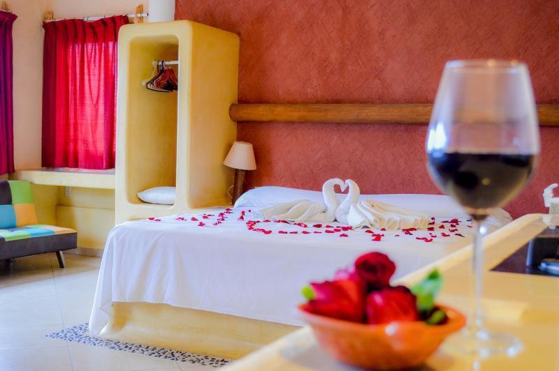 Bungalows La Madera Zihuatanejo Extérieur photo