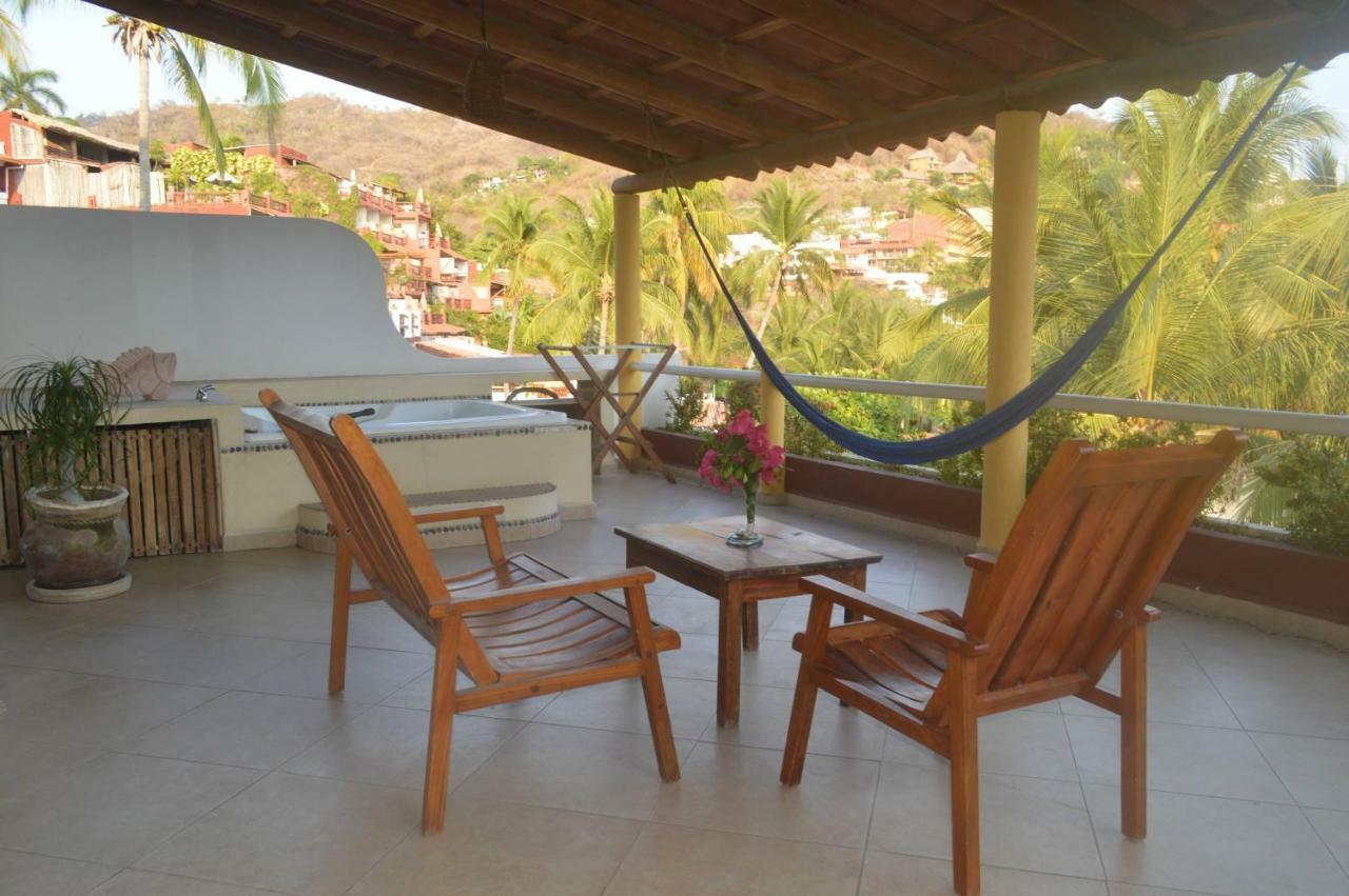 Bungalows La Madera Zihuatanejo Extérieur photo